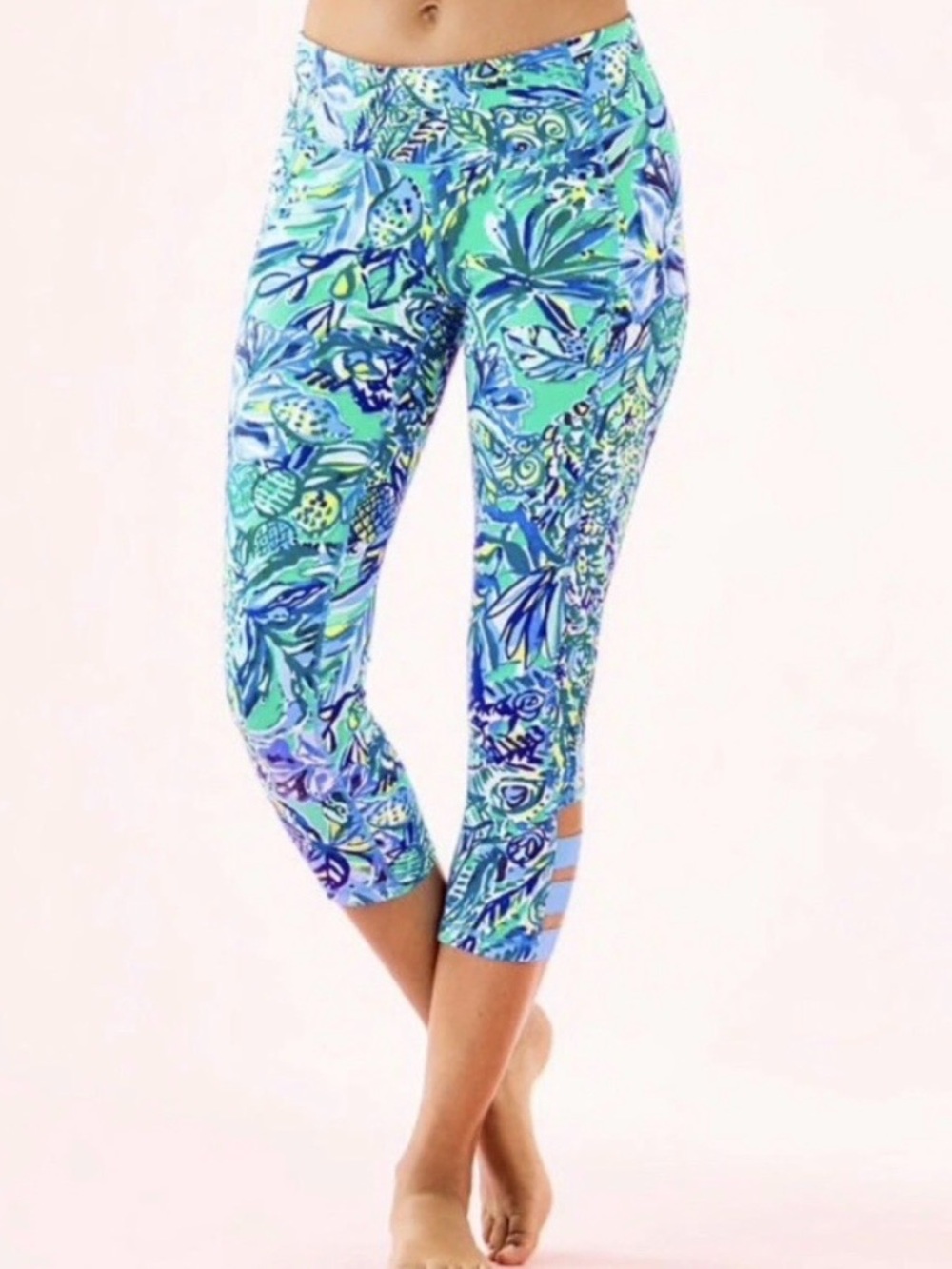 Lilly Pulitzer Luxletic Weekender Cropped Leggings UPF 50 Blue Green Size Medium